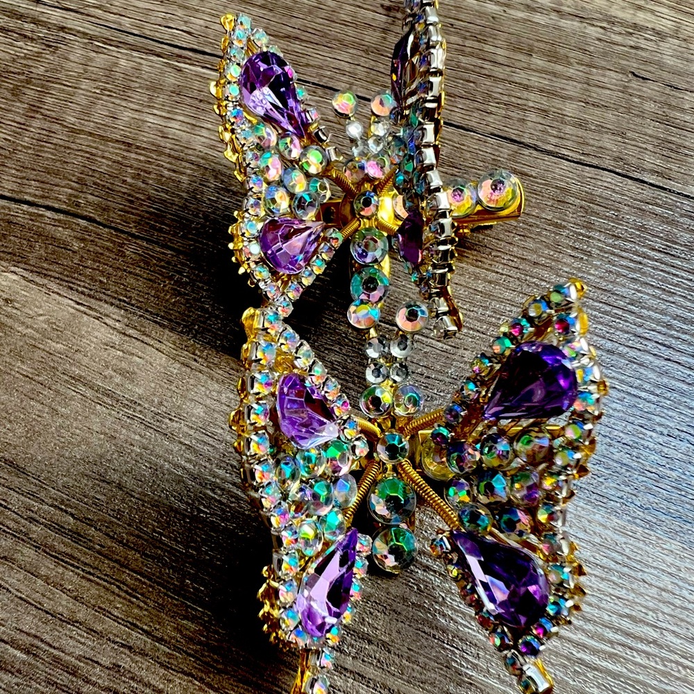 90s butterfly clips moving wings